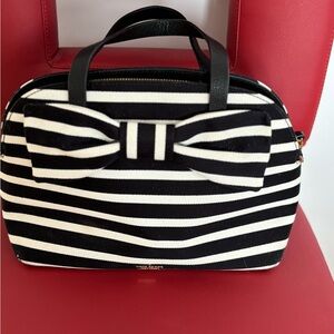 NWT Kate Spade Striped Black and White Crossbody Bow Bag with strap PXRU8445